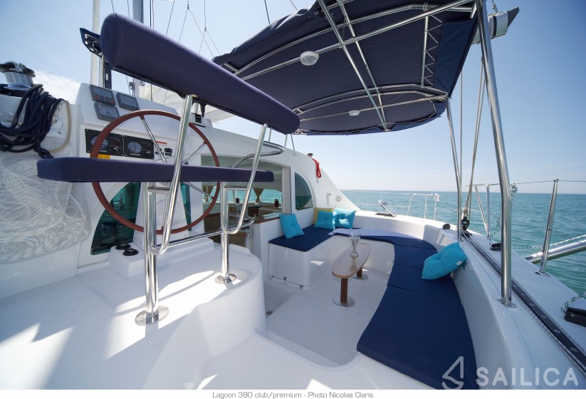 Lagoon 380 - Yacht Charter Sailica