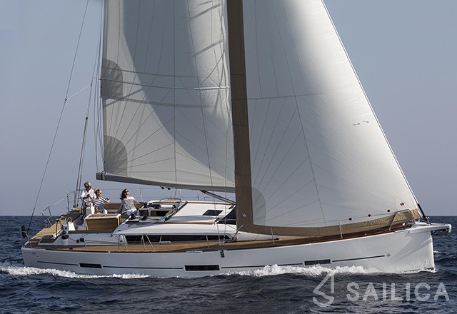 Dufour 460 GL - Yacht Charter Sailica