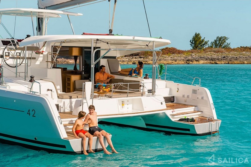 Lagoon 42 - Yacht Charter Sailica