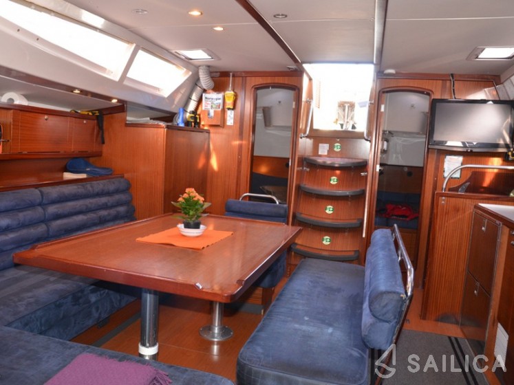 Delphia 47 - Yacht Charter Sailica