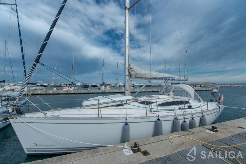 Delphia 40 - Yacht Charter Sailica