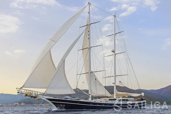 Gulet - Yacht Charter Sailica