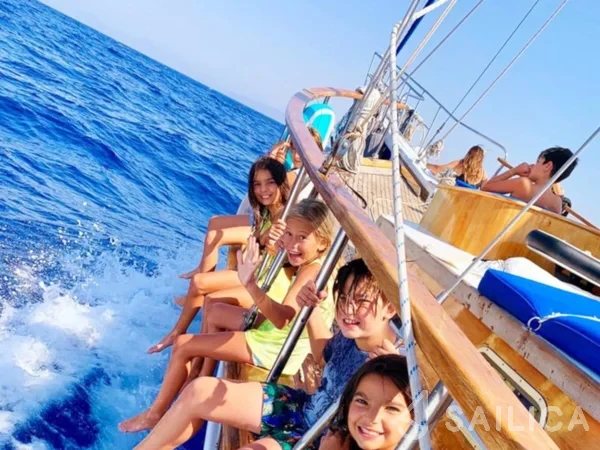 Gulet - Yacht Charter Sailica