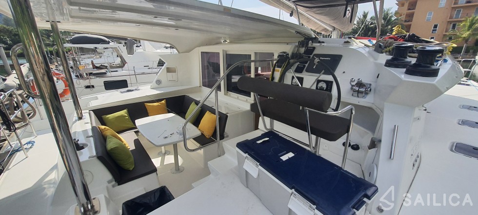 Lagoon 421 - Yacht Charter Sailica