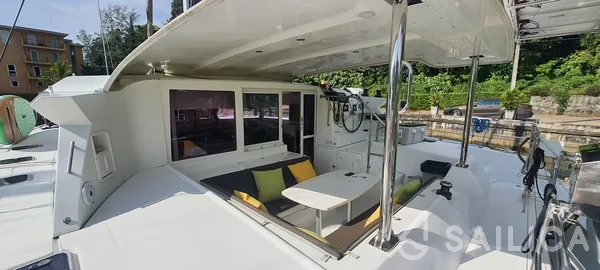Lagoon 421 - Yacht Charter Sailica