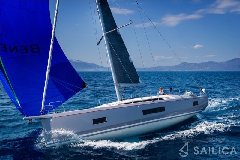 Oceanis 46.1 - Yacht Charter Sailica