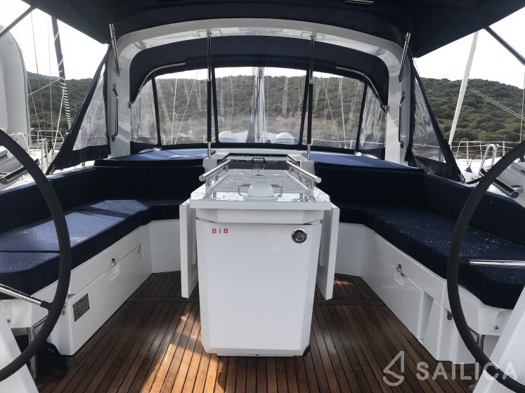 Oceanis 46.1 - Yacht Charter Sailica