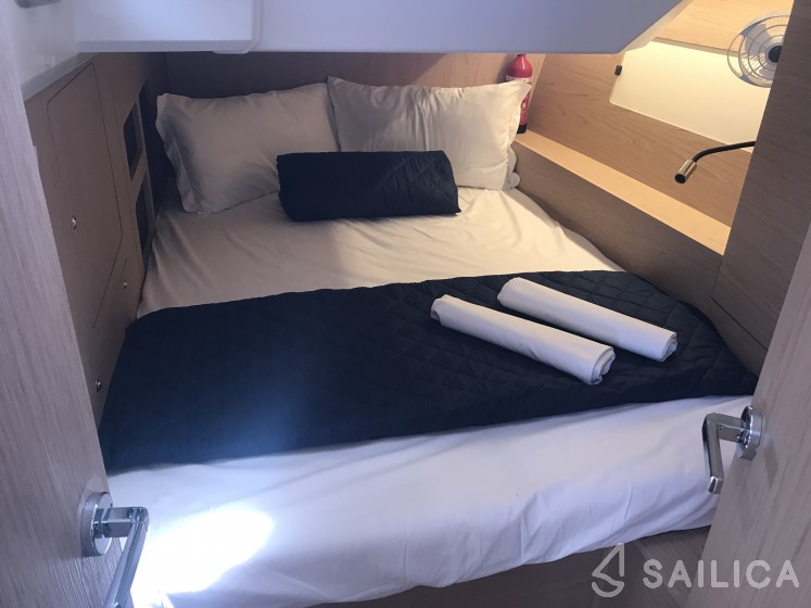 Oceanis 46.1 - Yacht Charter Sailica