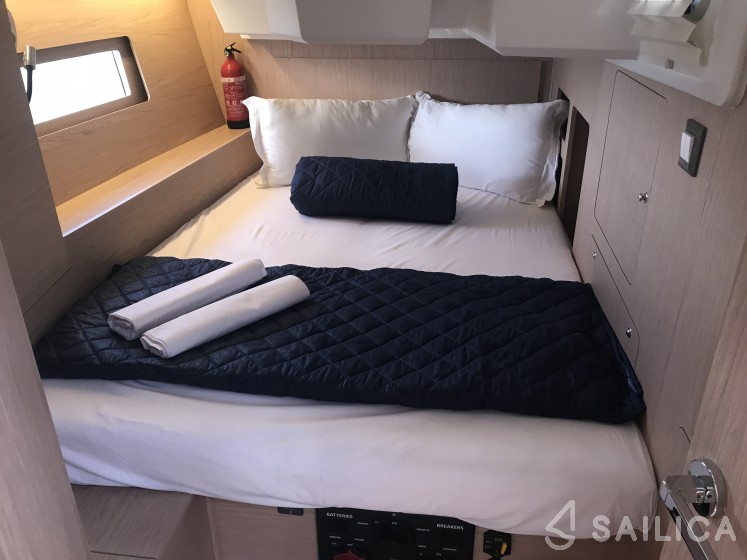 Oceanis 46.1 - Yacht Charter Sailica