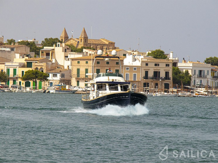 Menorquin 160 - Yacht Charter Sailica