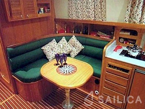Menorquin 160 - Yacht Charter Sailica