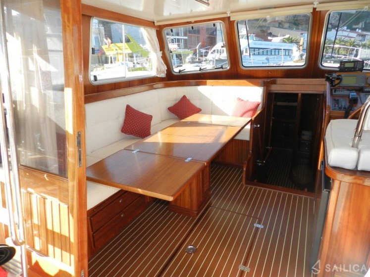 Menorquin 160 - Yacht Charter Sailica