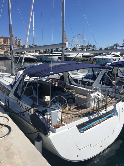 Oceanis 45 - Yacht Charter Sailica