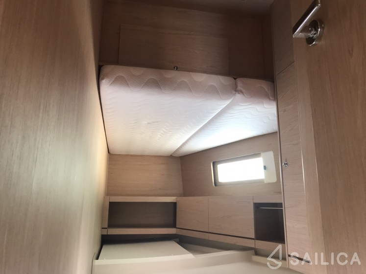 Oceanis 46.1 - Yacht Charter Sailica