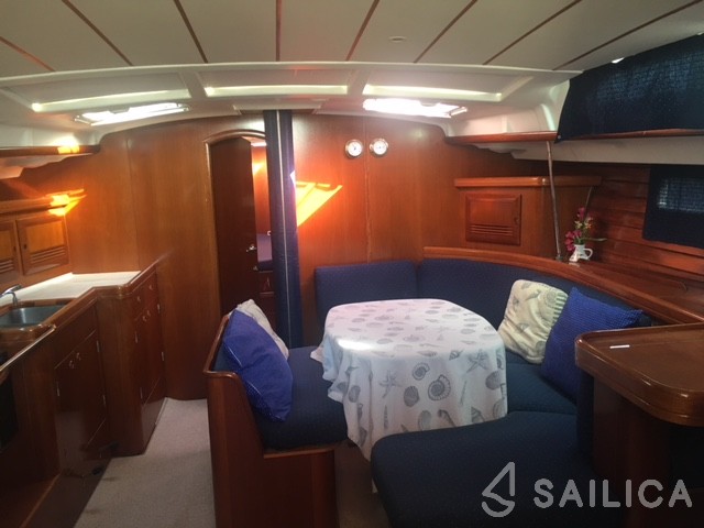 Oceanis 473 - Yacht Charter Sailica