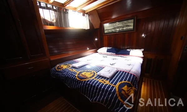 Gulet - Yacht Charter Sailica
