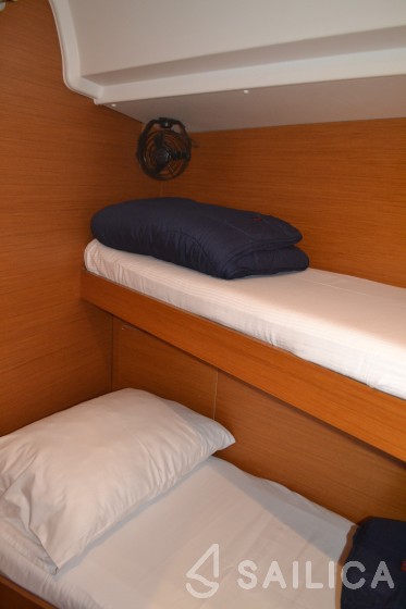 Sun Odyssey 439 - Yacht Charter Sailica