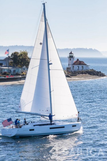 Sun Odyssey 490 - Yacht Charter Sailica