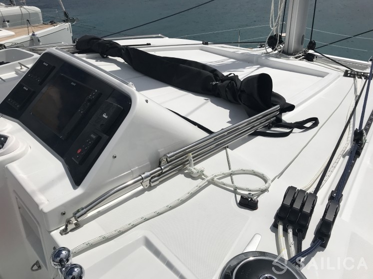 Lagoon 450  Flybridge - Yacht Charter Sailica