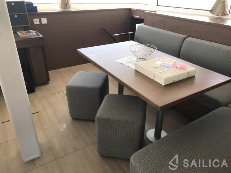 Lagoon 52F - Yacht Charter Sailica
