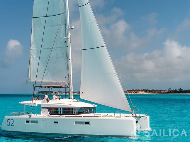 Lagoon 52 - Yacht Charter Sailica