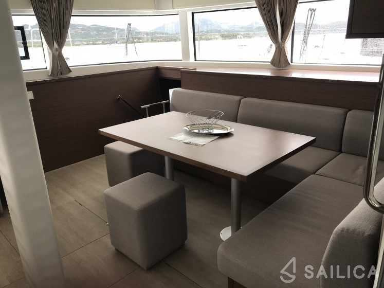 Lagoon 52 - Yacht Charter Sailica