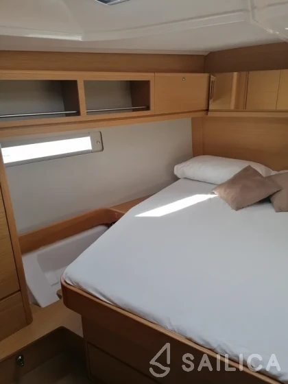 Dufour 460 GL - Yacht Charter Sailica