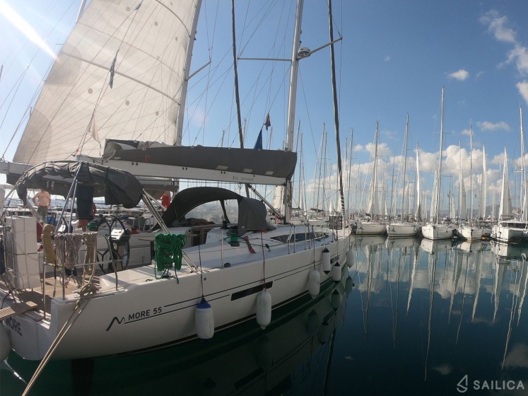 More 55 - Yacht Charter Sailica