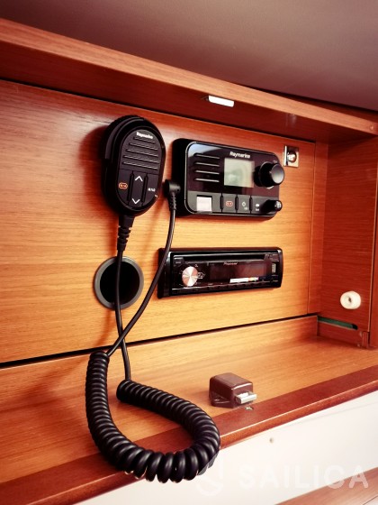 Dufour 460 GL - Yacht Charter Sailica