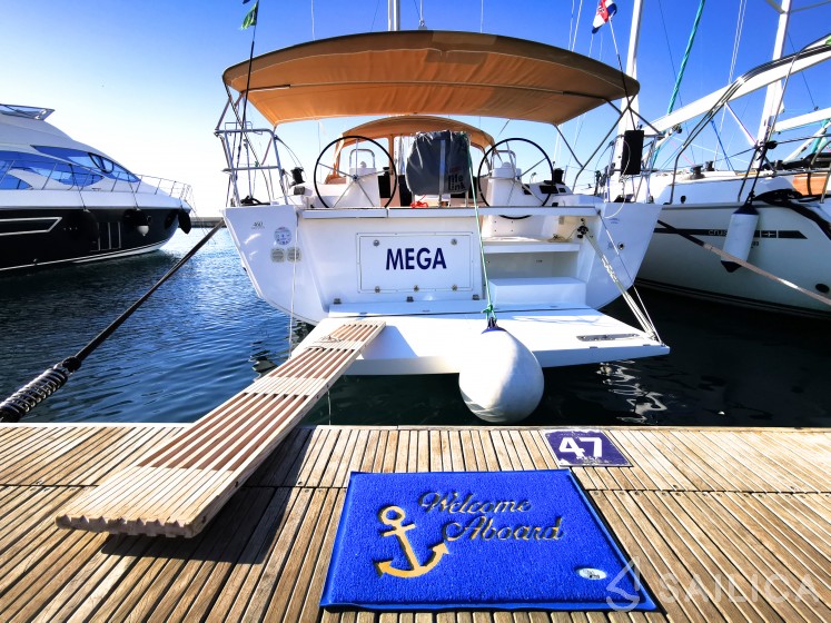 Dufour 460 GL - Yacht Charter Sailica