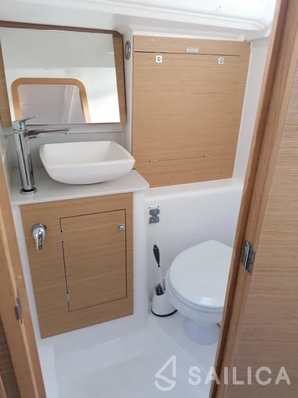 Dufour 360 GL - Yacht Charter Sailica