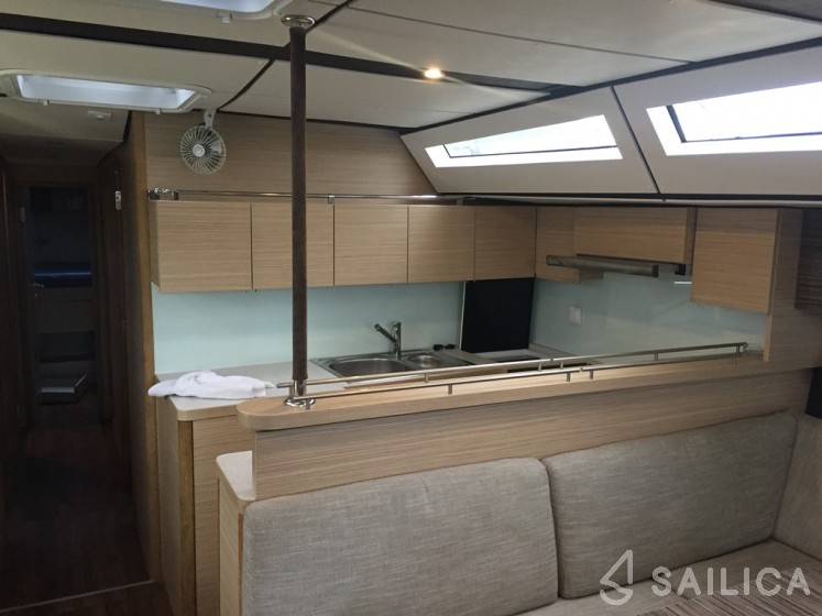 D&D Kufner 54 - Yacht Charter Sailica