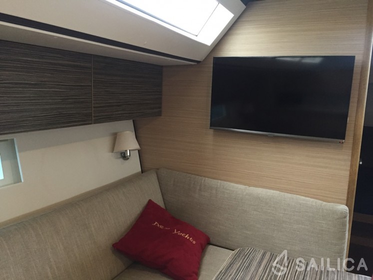 D&D Kufner 54 - Yacht Charter Sailica