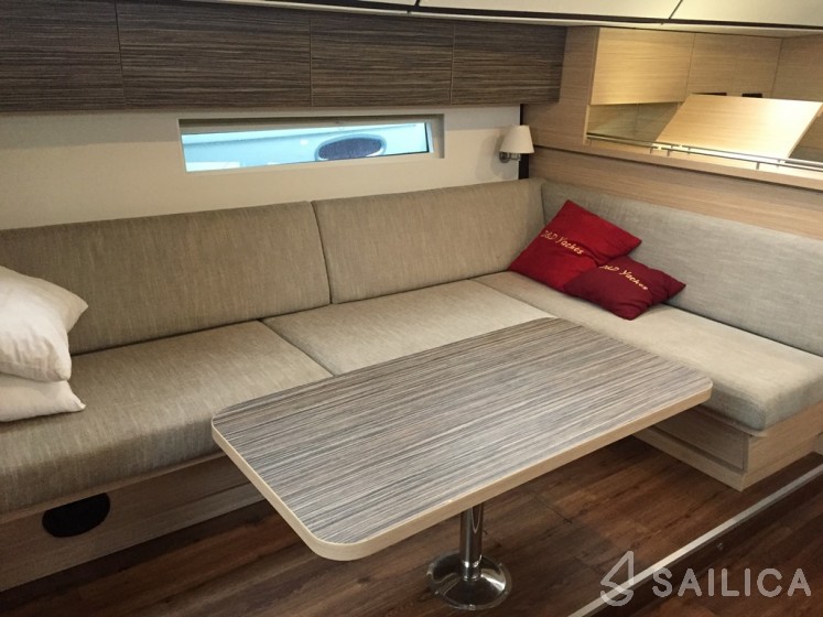 D&D Kufner 54 - Yacht Charter Sailica