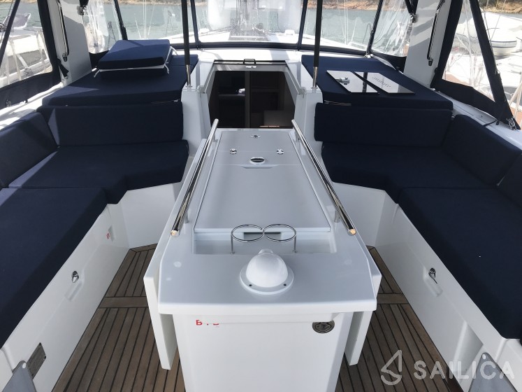 Oceanis 46.1 - Yacht Charter Sailica