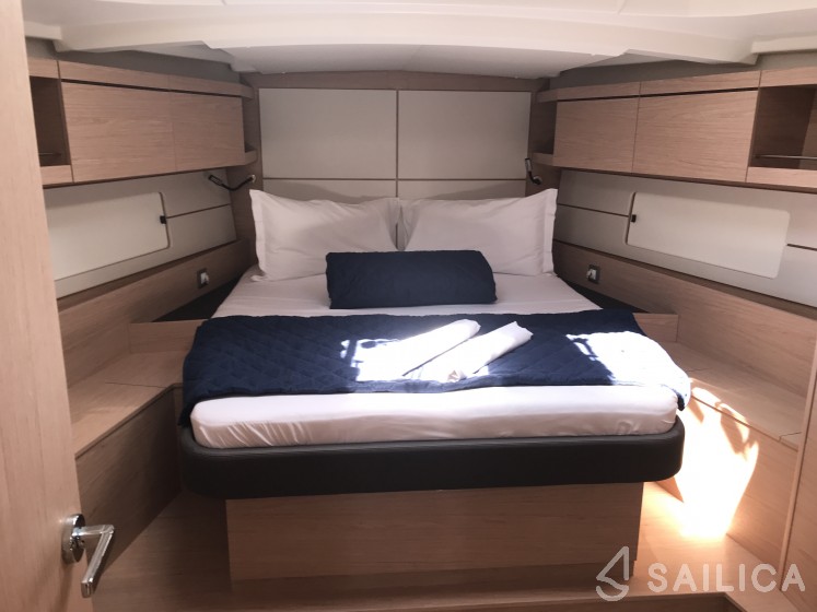 Oceanis 46.1 - Yacht Charter Sailica