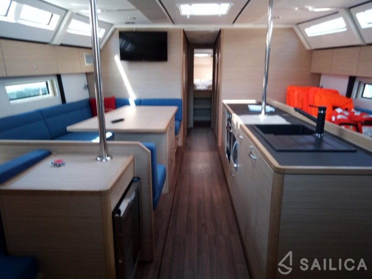 D&D Kufner 50 - Yacht Charter Sailica