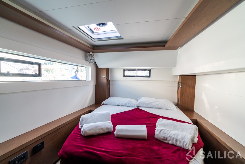 Lagoon 46  - Yacht Charter Sailica