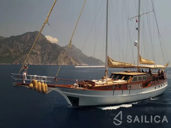 Gulet - Yacht Charter Sailica