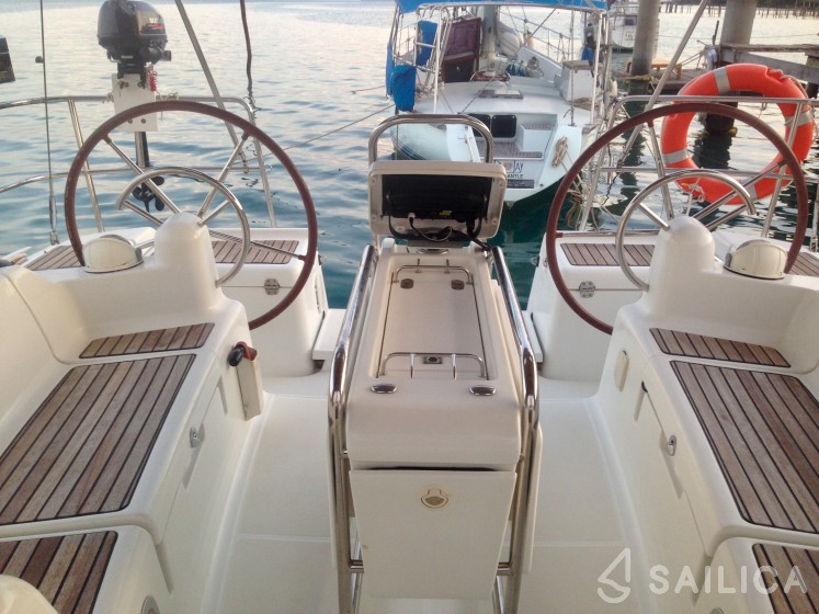 Sun Odyssey 409 - Yacht Charter Sailica