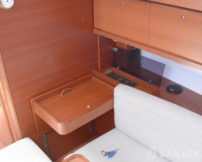 Dufour 460 Grand Large - Yacht Charter Sailica