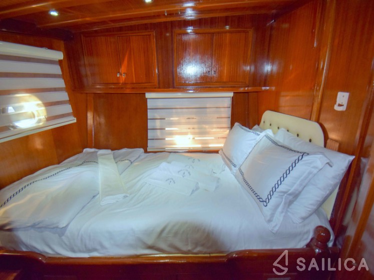 Gulet - Yacht Charter Sailica