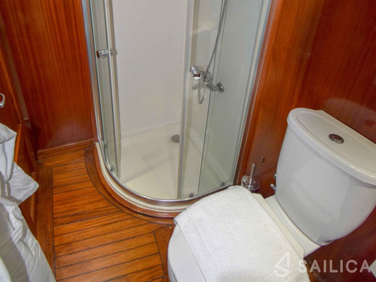 Gulet - Yacht Charter Sailica