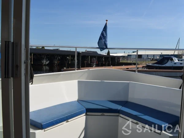 De Drait Safari Houseboat 1050 - Yacht Charter Sailica