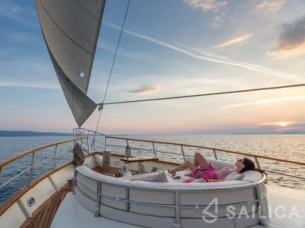 Gulet - Yacht Charter Sailica
