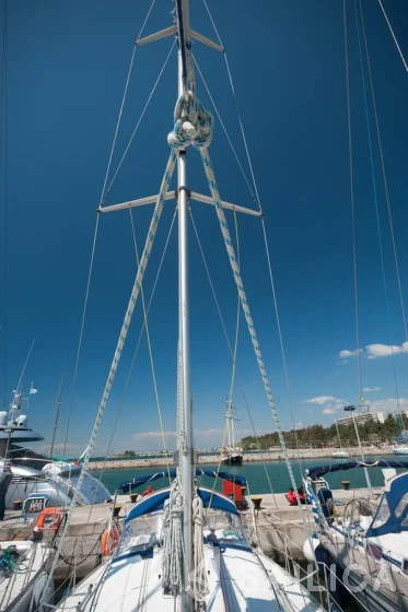 Bavaria 38 Cruiser - Yacht Charter Sailica