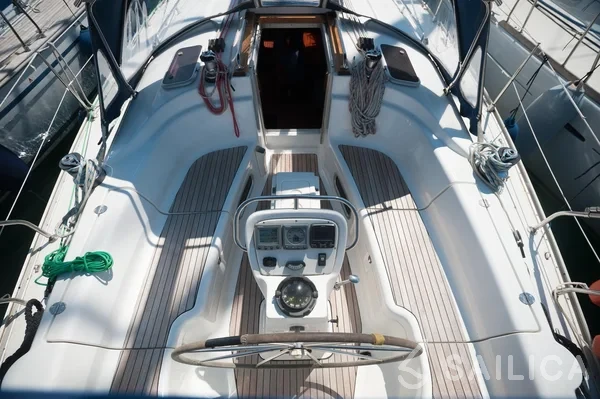 Bavaria 38 Cruiser - Yacht Charter Sailica