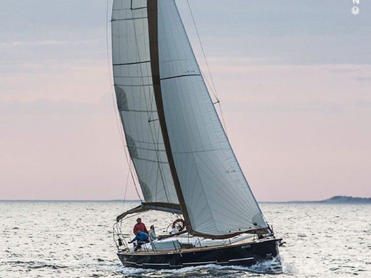 Dufour 460 GL - Yacht Charter Sailica