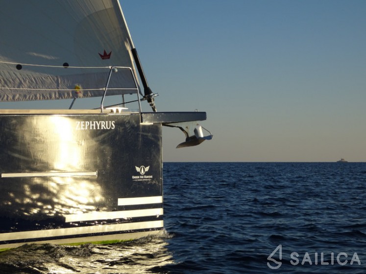 Dufour 520 GL - Yacht Charter Sailica