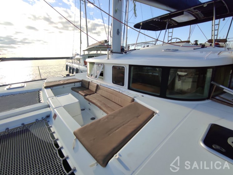 Lagoon 440 - Yacht Charter Sailica